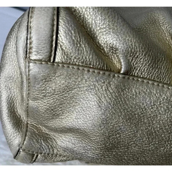 B Markowski Metallic Silver Color, leather Satchel Handbag, Designer Handbag - Picture 10 of 16